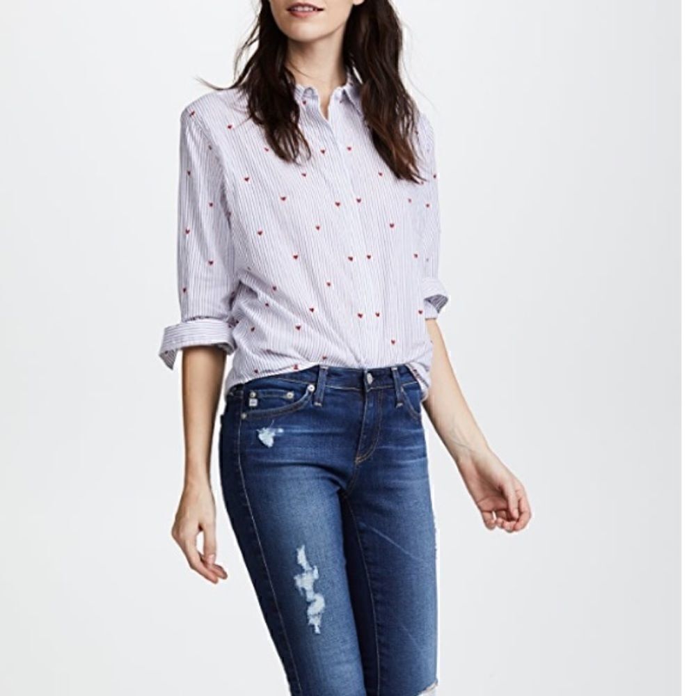 Old Navy small hearts shirt